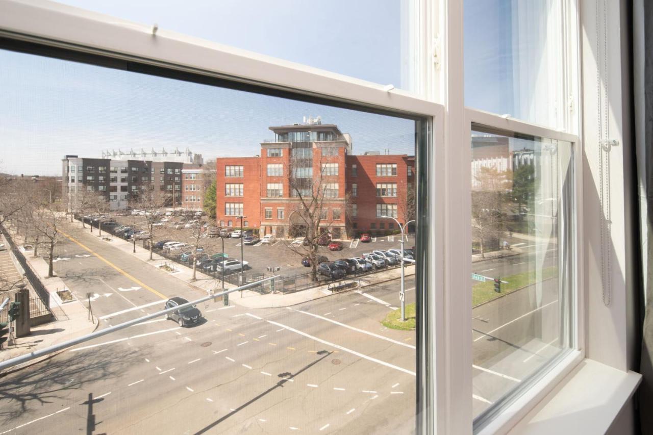 Luxury Apartments By Hyatus At Pierpont Ню Хейвън Екстериор снимка