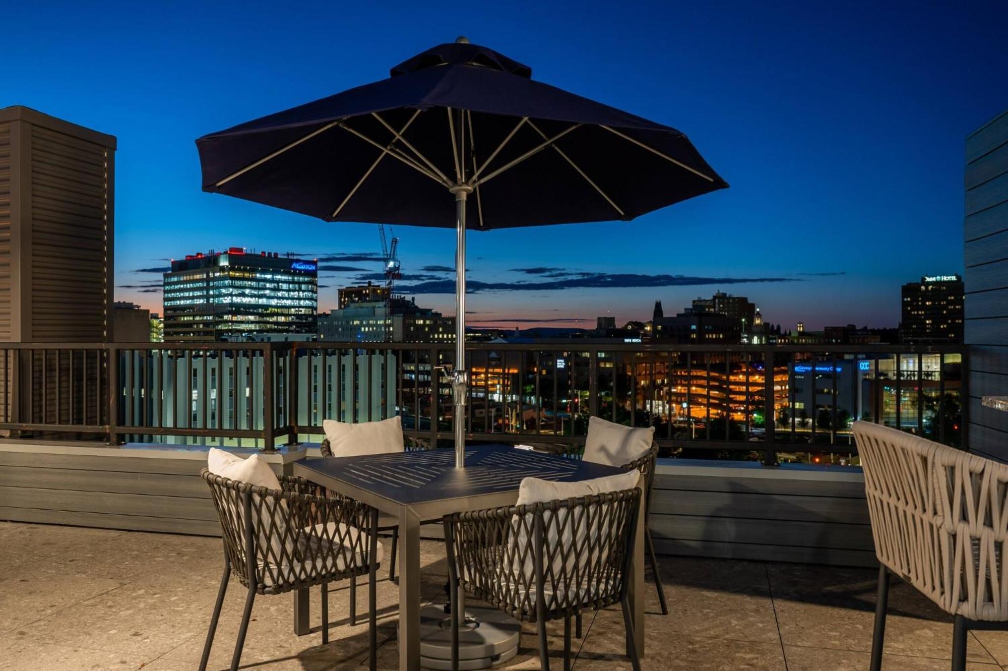 Luxury Apartments By Hyatus At Pierpont Ню Хейвън Екстериор снимка